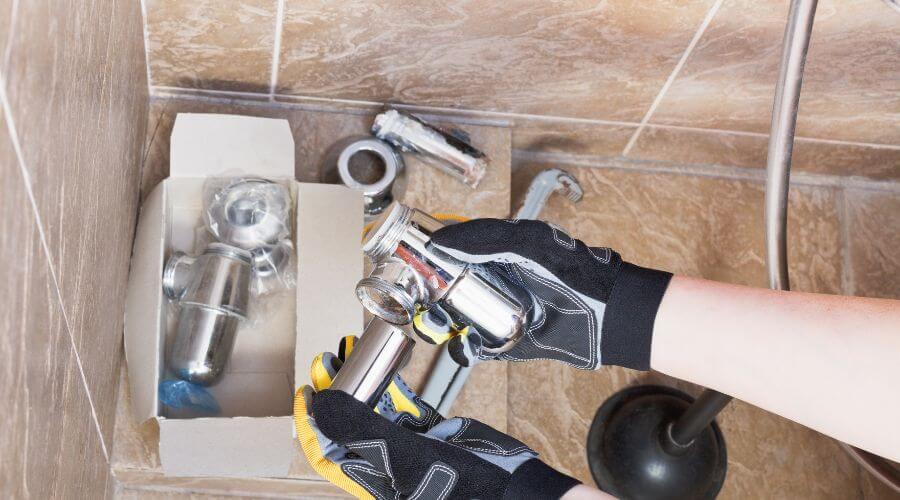 Professional gutter cleaning in Dexter, MI